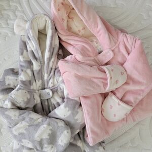 Carter's Just One Year Set Of 2 Cozy Plush One Piece Hooded Baby Outerwear 9 Mos